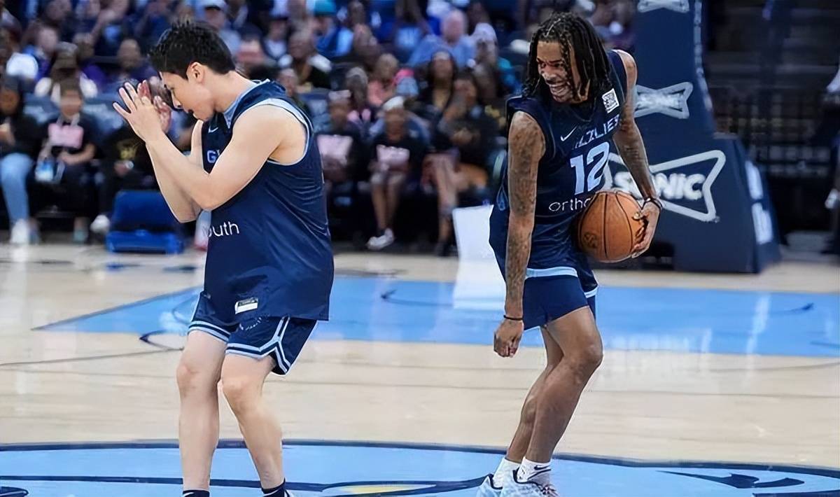 风云突变瓦伦西亚赛后临场应变，社区盾版图或变，引发热议，阵容厚度经受考验(足球临场升盘说明什么)-九游登录入口