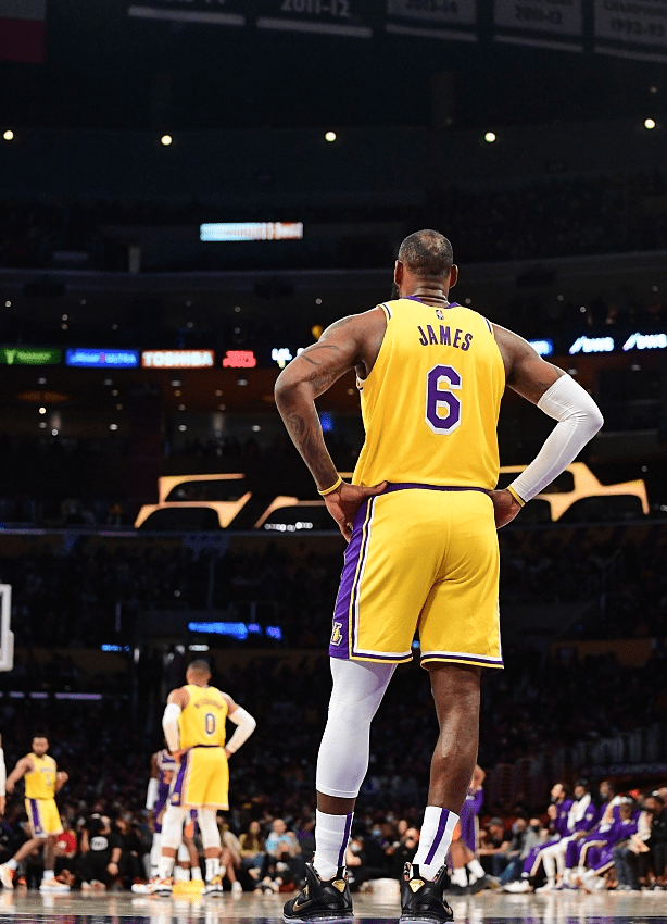 关于赛前克里夫兰骑士调整名单以备CBA季后赛，单刀错失环节打磨，话题不断，球队文化再被提及的信息-九游体育