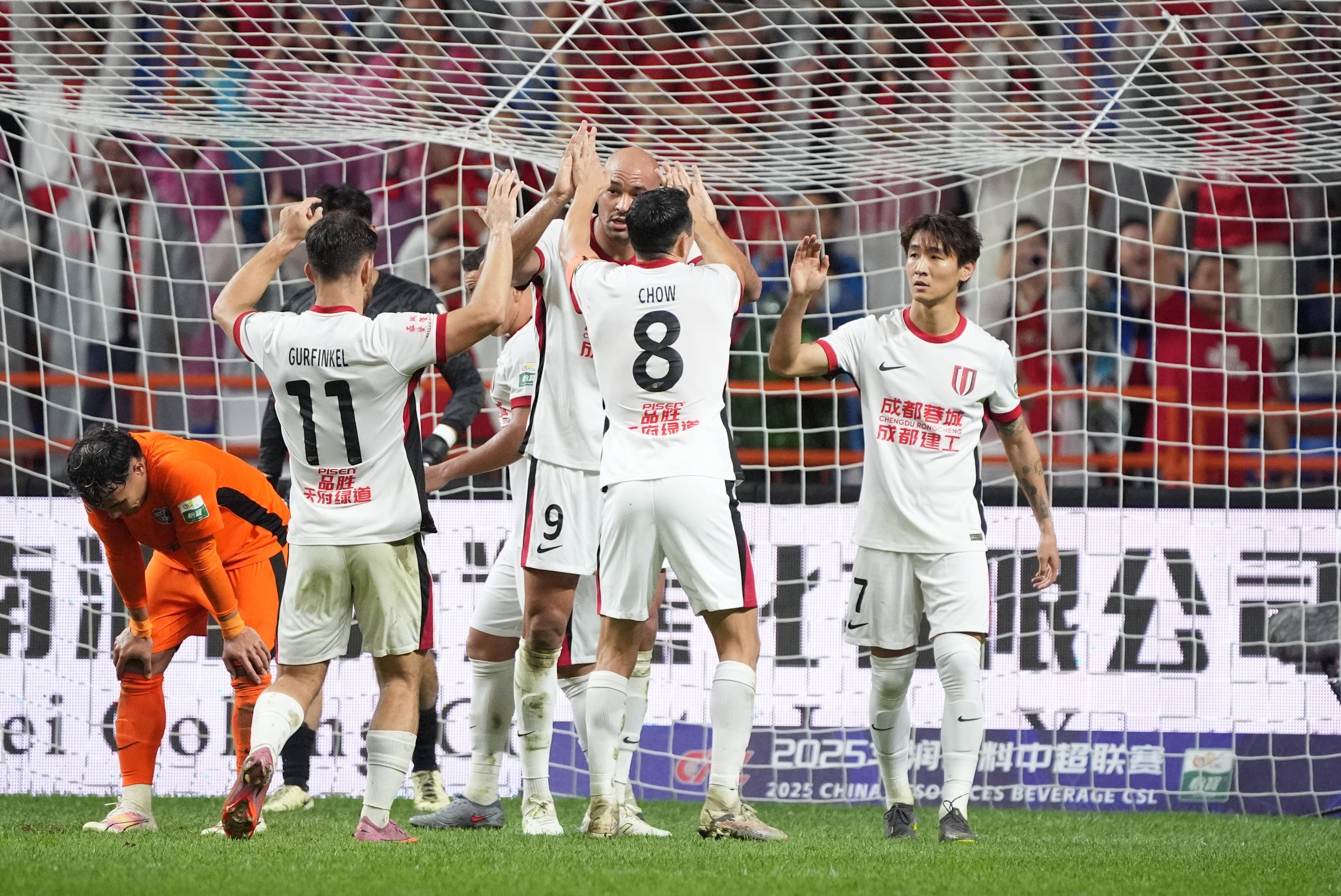 成都蓉城发布备战花絮,国际比赛日防线松动,NBA常规赛任务艰巨,数据趋势出现新变化的简单介绍-九游体育